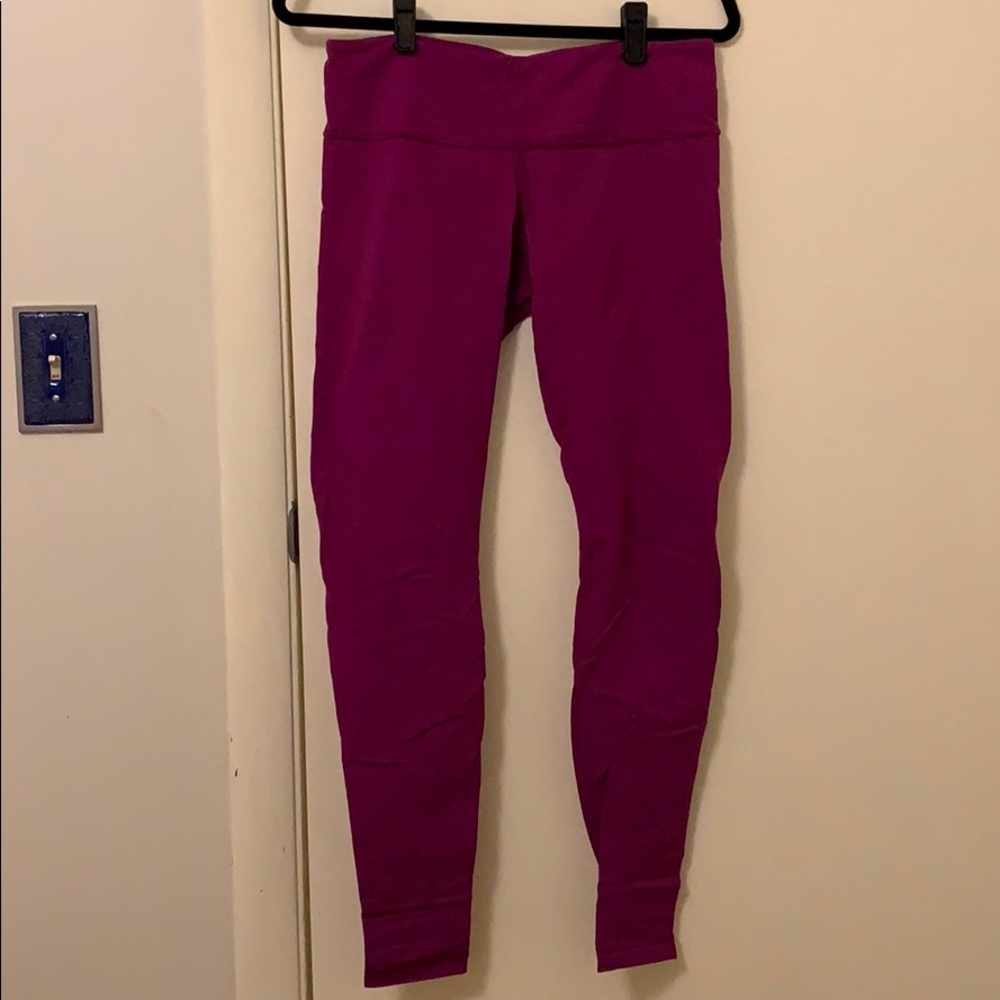 Lululemon leggings.